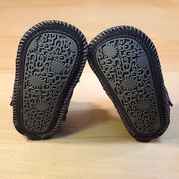 Ugg Neumel Kids Baby Slipper Shoes - Picture 6 of 8